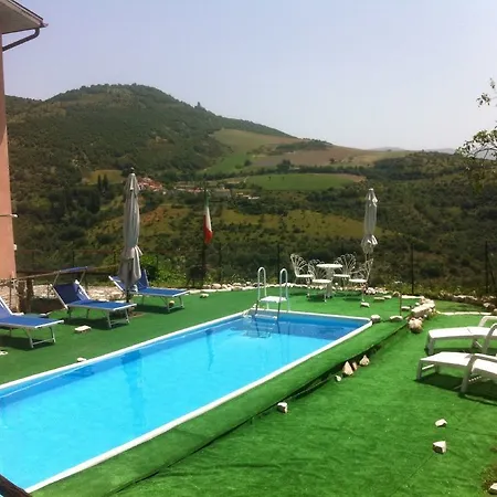 Live Paradise 3* Norcia